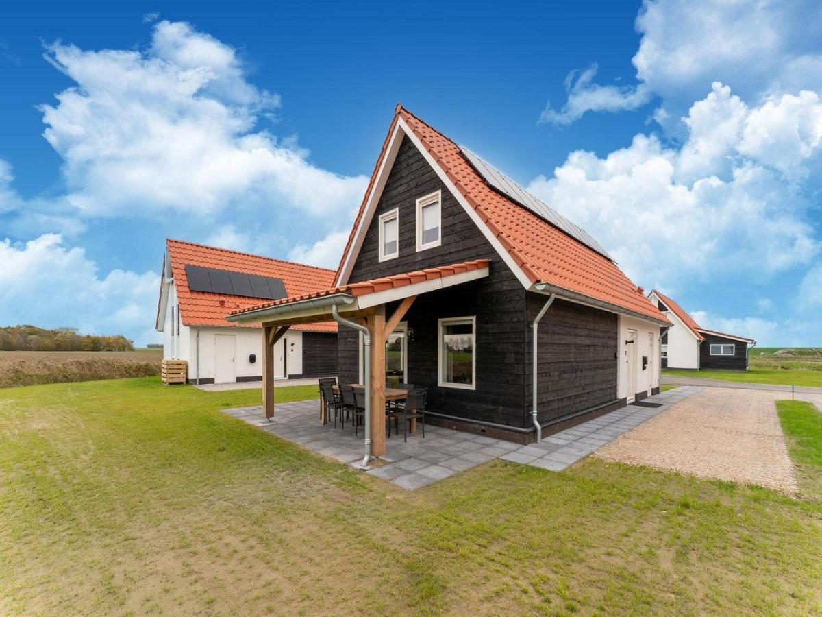 Holiday Home In Scherpenisse With Bubble Bath Экстерьер фото